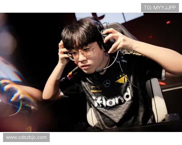 Zeus上单统治赛场再掀风暴助力战队重返巅峰荣耀时刻