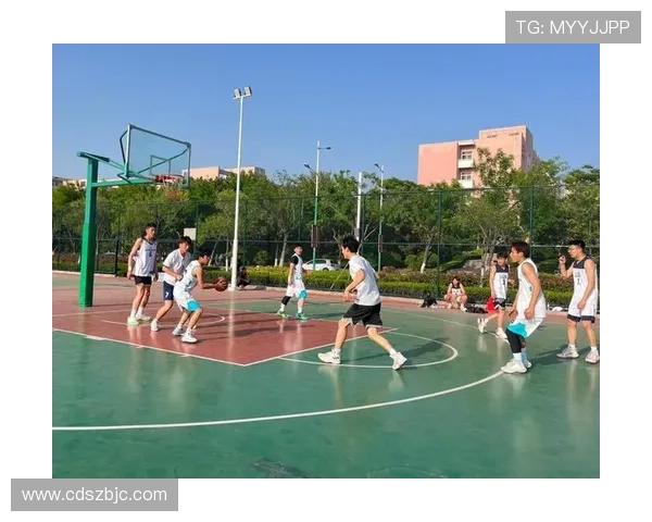 以篮球凝聚青春力量共筑拼搏梦想点燃激情赛场风采